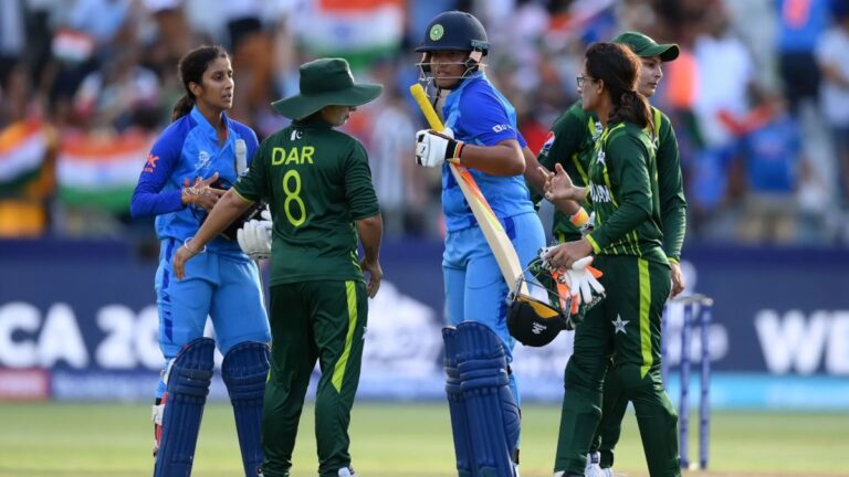 India-Women-vs-Pakistan-Women